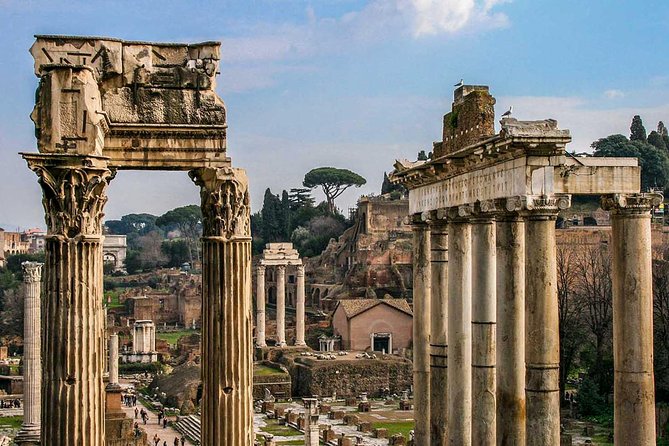 Ultimate Colosseum, Roman Forum & Palatine Hill Small Group Tour - Piazza del Colosseo and the Arch of Constantine pause
