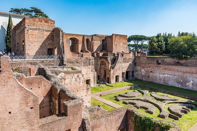 Ultimate Colosseum, Roman Forum & Palatine Hill Small Group Tour - Inside the Colosseum: gladiator drama and how the building staged it