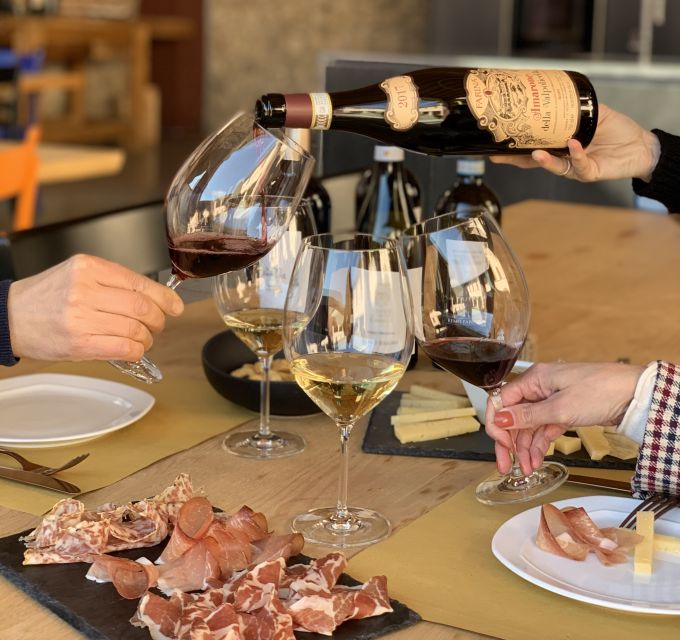 Valpolicella: 1.5-Hour Guided Winery Tour with Wine Tasting - Vineyard and Cellar Walk: From Grapes to Bottles