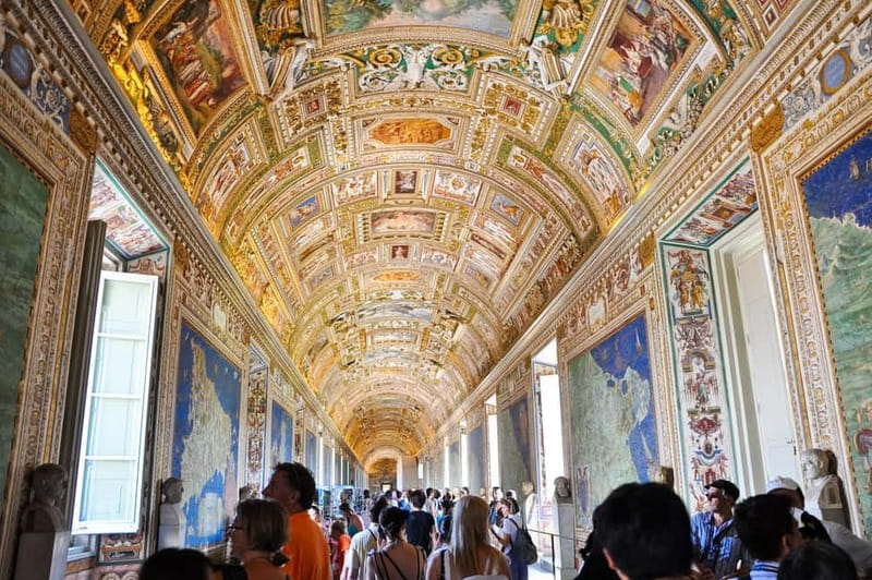 Vatican City: Vatican Museums & Sistine Chapel Entry Ticket - Inside the Vatican Museums: what the big stops feel like