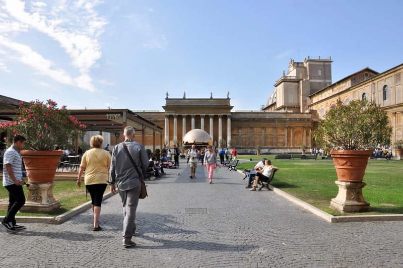 Vatican: Museums, Raphael & Sistine Chapel + Basilica Option - St. Peter’s Basilica option: worth adding, but go in prepared
