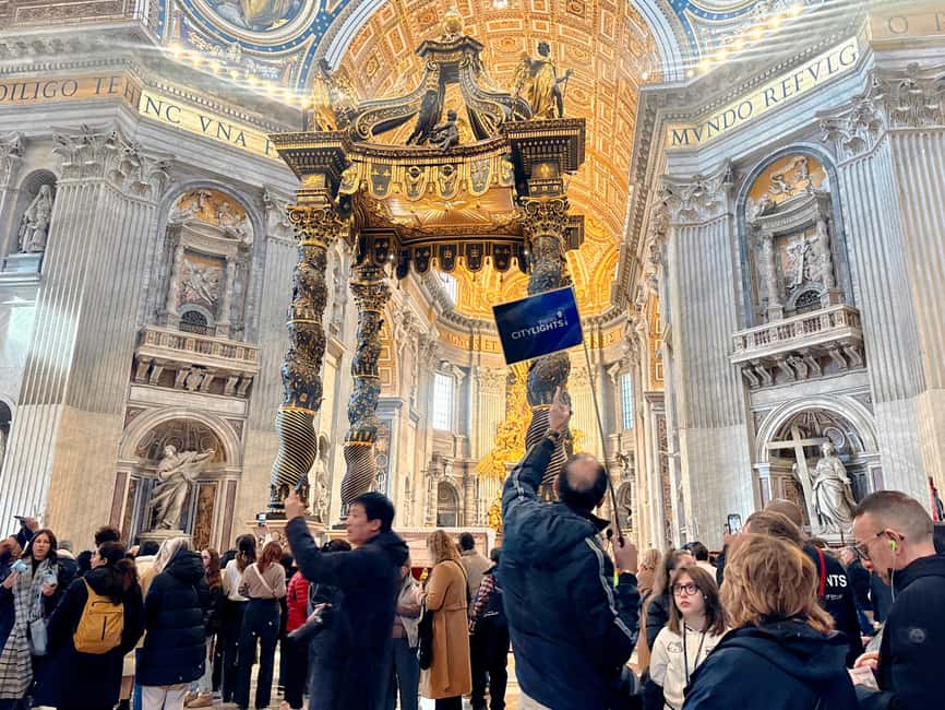 Vatican Museums, Sistine Chapel & Skip-the-Line Basilica - Sistine Chapel: what you should focus on in a short window