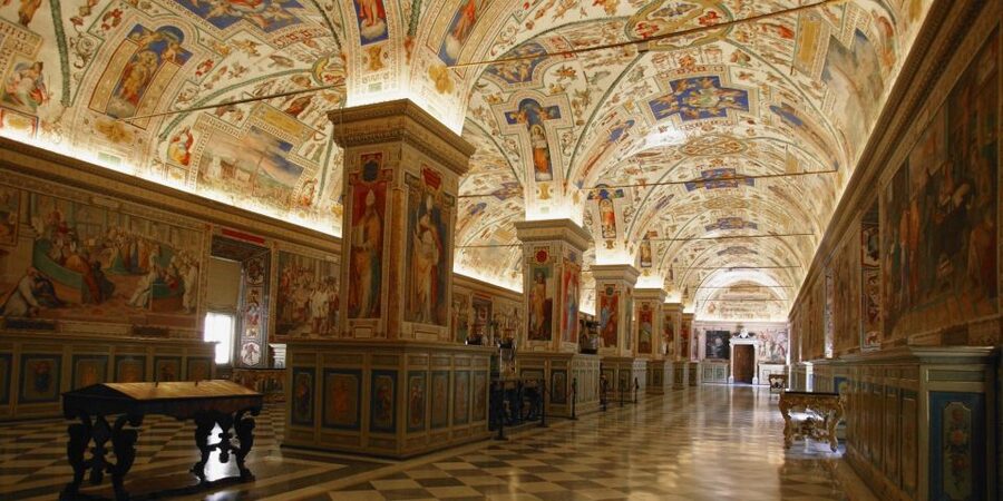 Vatican Museums, Sistine Chapel & St Peter's Basilica Tour - Sistine Chapel: How to See It Without Missing the Point