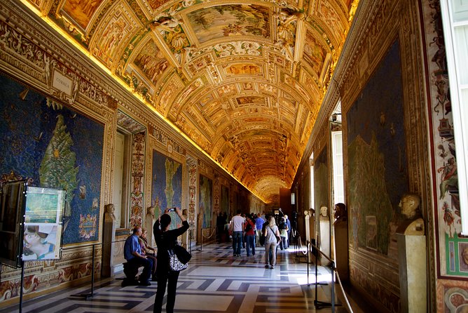 Vatican Museums Sistine Chapel Tour with access to St Peter - Dress code, passport copy, and security checks you cannot ignore