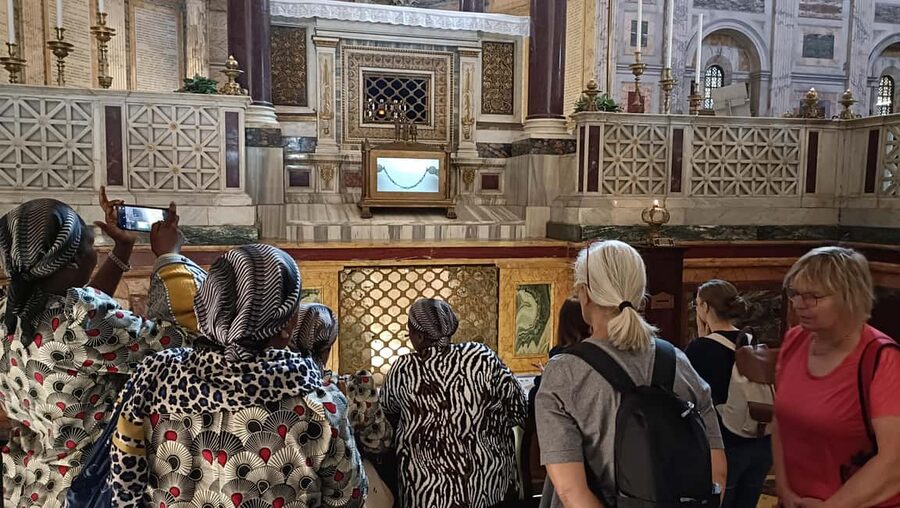 Vatican: Pope Francis Tomb and Papal Basilicas Tour - Transfers, timing, and crowd strategy that actually helps