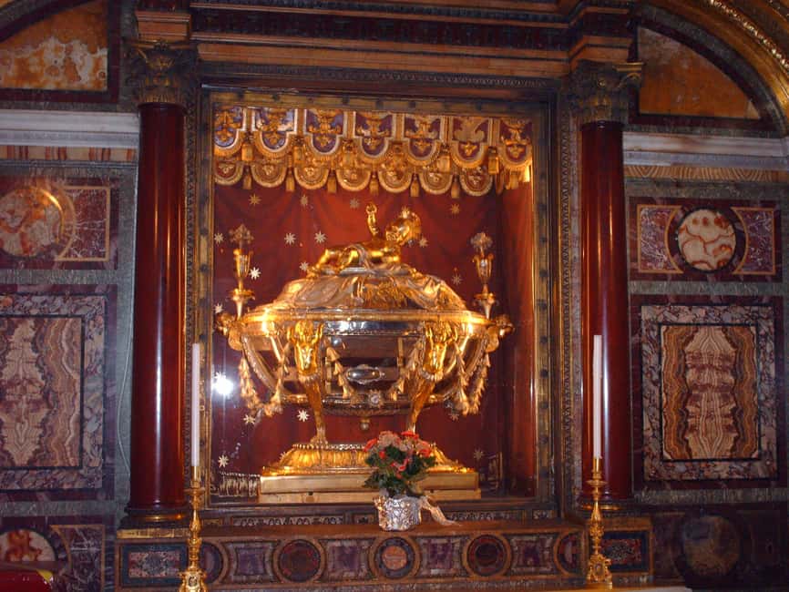 Vatican: Pope Francis Tomb and Papal Basilicas Tour - Who this tour suits best, and who may want something slower