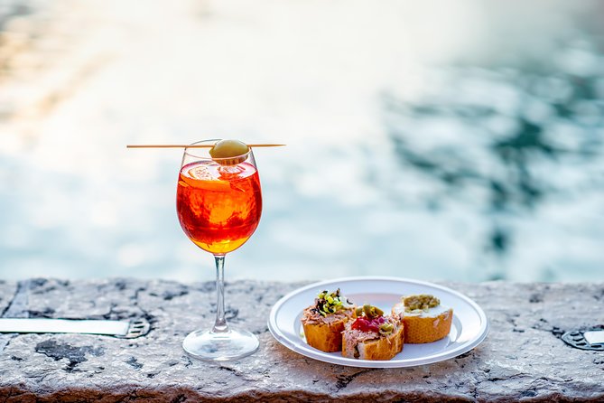 Venice Bacaro Food Tour: Eat and Drink like a Venetian - Bacari hopping in Venice: why this tour feels local