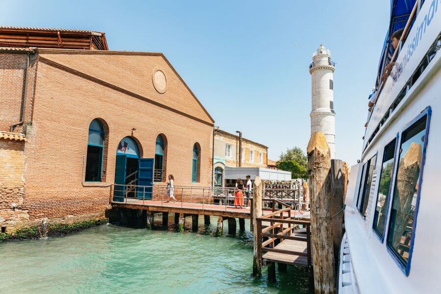 Venice: Burano, Torcello & Murano Boat Tour w/Glassblowing - Murano: Glassblowing at the Source (With Real-Time Craft)
