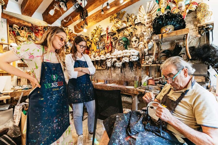 Venice: Carnival Mask Workshop - Choosing your mask shape, then planning your colors
