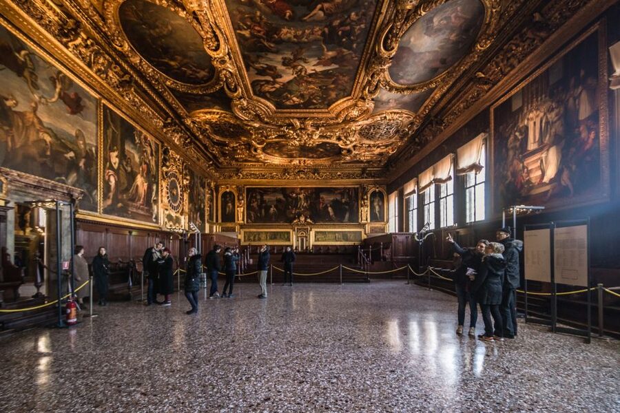 Venice: Doge's Palace, Bridge of Sighs & Prisons Guided Tour - How the Doge’s Palace skip-the-line route really feels