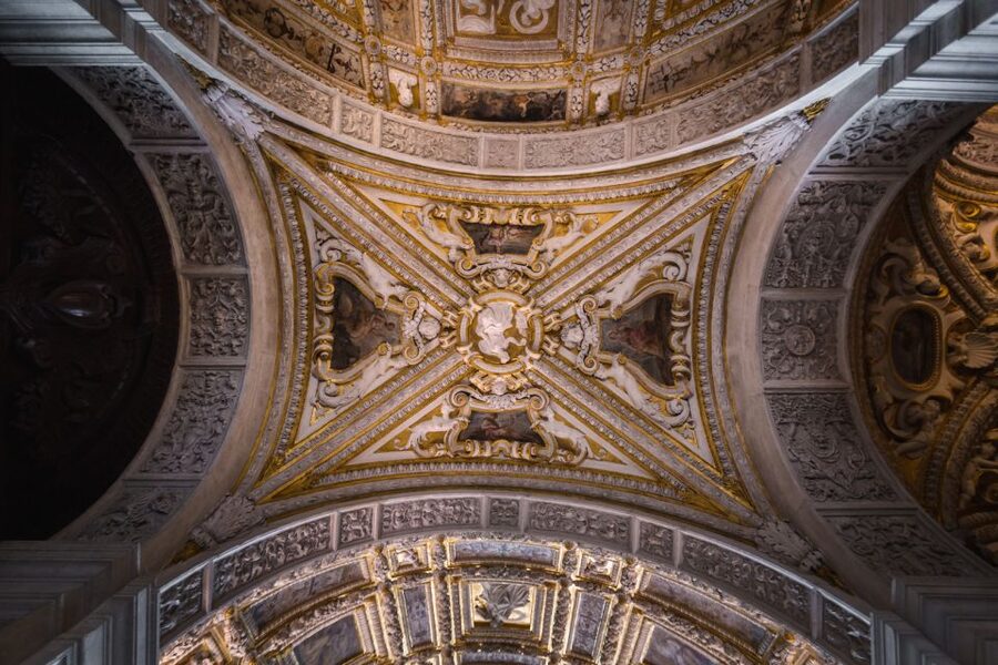 Venice: Doge's Palace, Bridge of Sighs & Prisons Guided Tour - St Mark’s Square, History Gallery 3D, and the VR timeline tricks