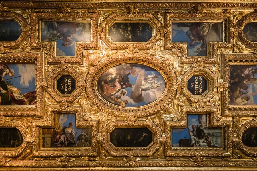 Venice: Doge's Palace Skip-the-Line Ticket with Guidebook - Museo Correr and the Procuratorie Nuove upper floors
