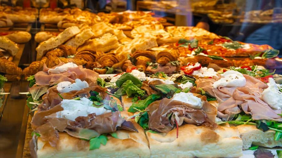 Venice: Food Tasting Tour with Cicchetti and Wine - The Walk Through 3 Districts: Where You Learn Venice, Not Just Where to Eat