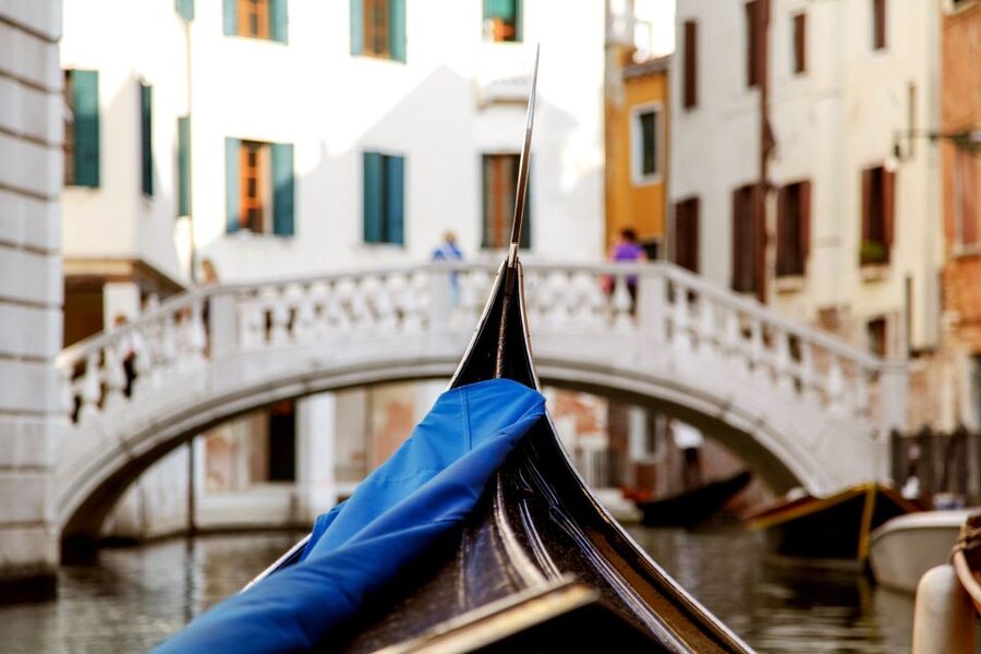 Venice: Gondola Ride with Live Guide or Audio Guide - Price and value, what $42 actually buys you