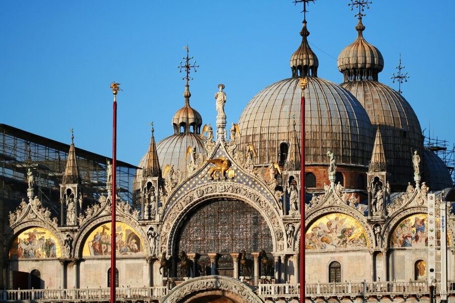 Venice: Guided Golden Basilica Tour - What you actually learn inside: St. Mark, symbols, and the East-West fusion