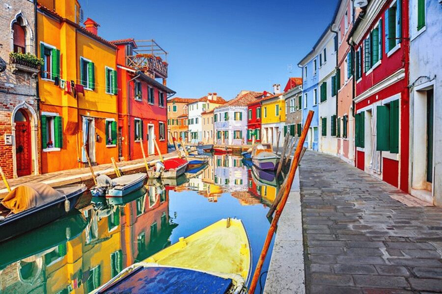 Venice Islands: Murano Glass & Burano Colors Guided Visit - The optional Torcello time and how to decide
