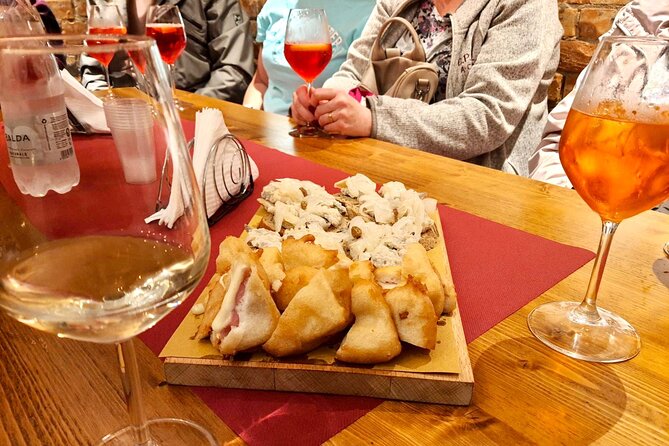 Venice: Jewish Ghetto & Cannaregio Area Food Tour: Pasta Wine Gelato and More! - Key highlights you should care about