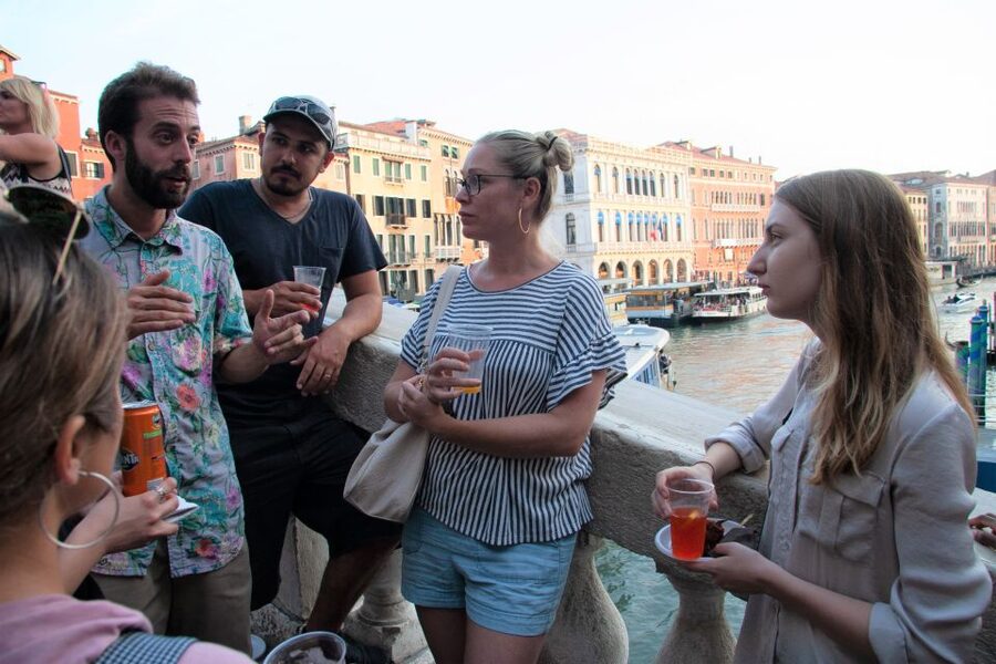 Venice: Local Secrets of Venice Tapas & Wine Walking Tour - Stop 1: the first bacaro, where your wine choice sets the tone