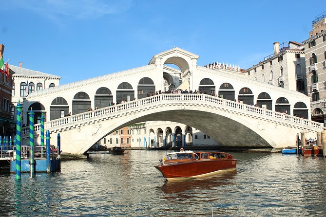 Venice Marco Polo Airport Private Arrival Transfer via Motorboat - Marco Polo Airport Pickup That Cuts Through the Chaos