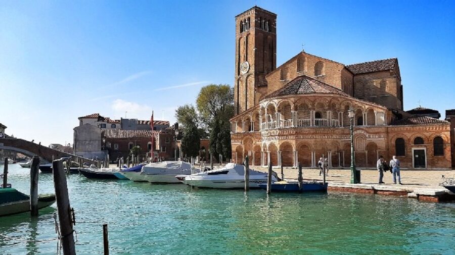 Venice: Murano Island and Glass Factory Private Guided Tour - Value at $32 Per Person: What Makes It a Smart Deal