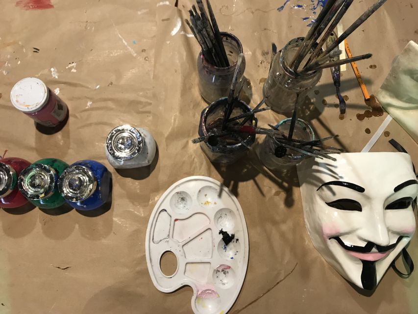 Venice: Paint your own Venetian Mask Workshop - A Quiet Art Break in Venice, One Hour to a Take Home Mask