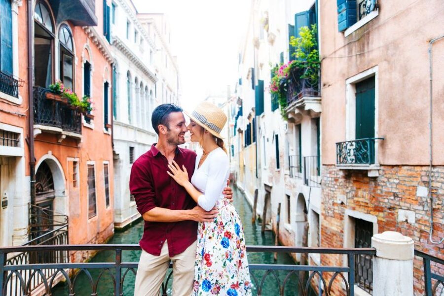 Venice: Photoshoot at Piazza San Marco and the Canals - What the session feels like in real time (and why it matters)