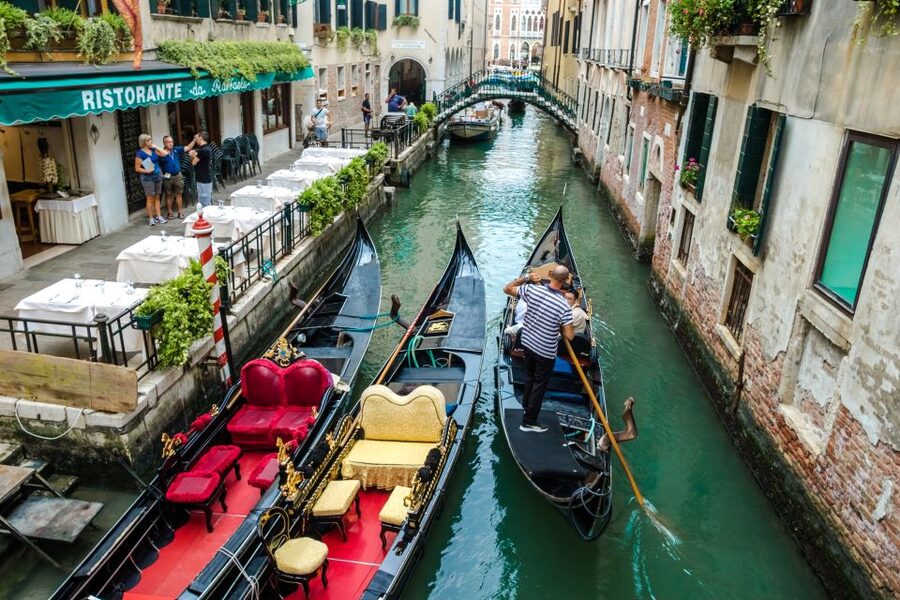 Venice: Private Gondola Ride - Who this gondola ride suits best