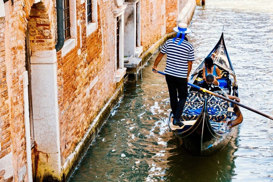 Venice: Private Gondola Ride - Peggy Guggenheim Collection and Teatro La Fenice: a change in mood, still unmistakably Venice