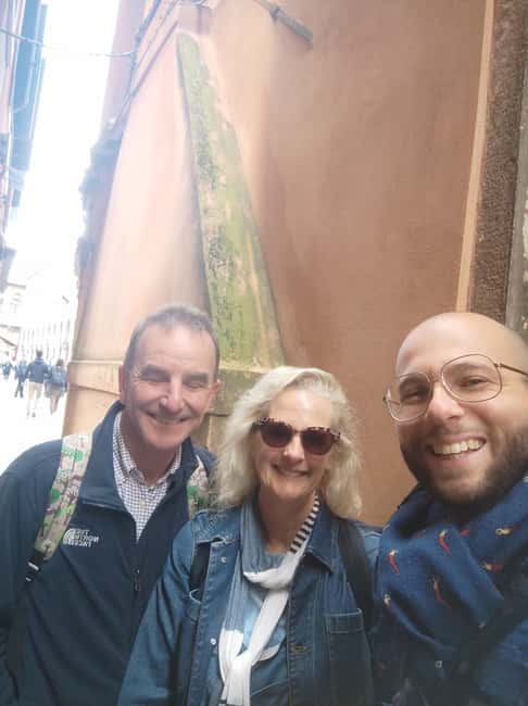 Venice: Private Tour with a Local Guide - Meeting Your Guide at Your Accommodation in Venice