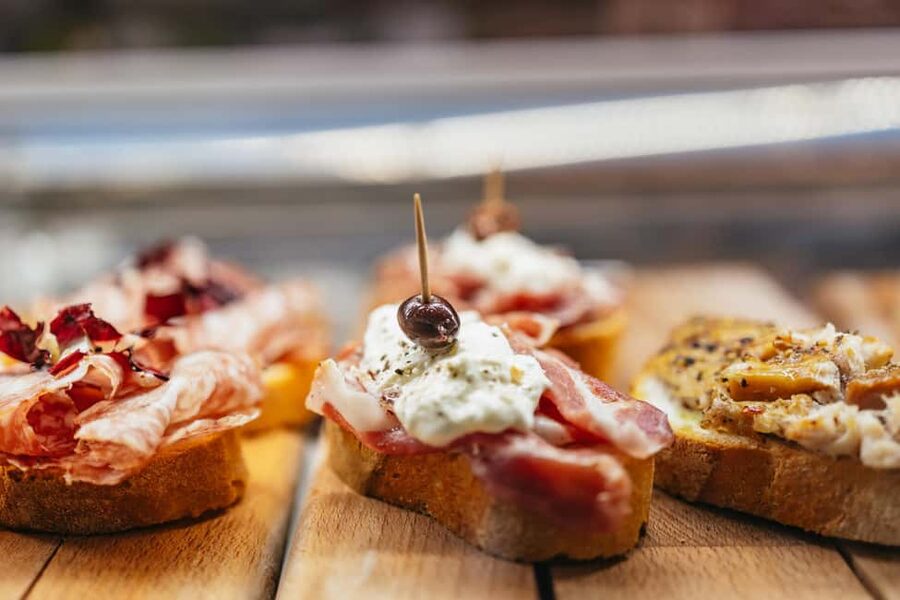 Venice: Rialto Market Food and Wine Lunchtime Tour - Best Fit: Who Should Book This Food and Wine Walk