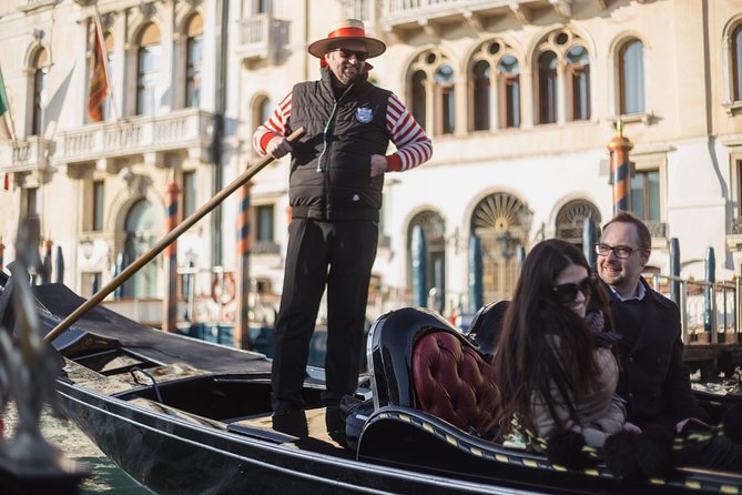 Venice's Icons: Basilica, Doge Palace, Rialto & Optional Gondola - Venice Gallery VR: useful tech when history feels hard to picture