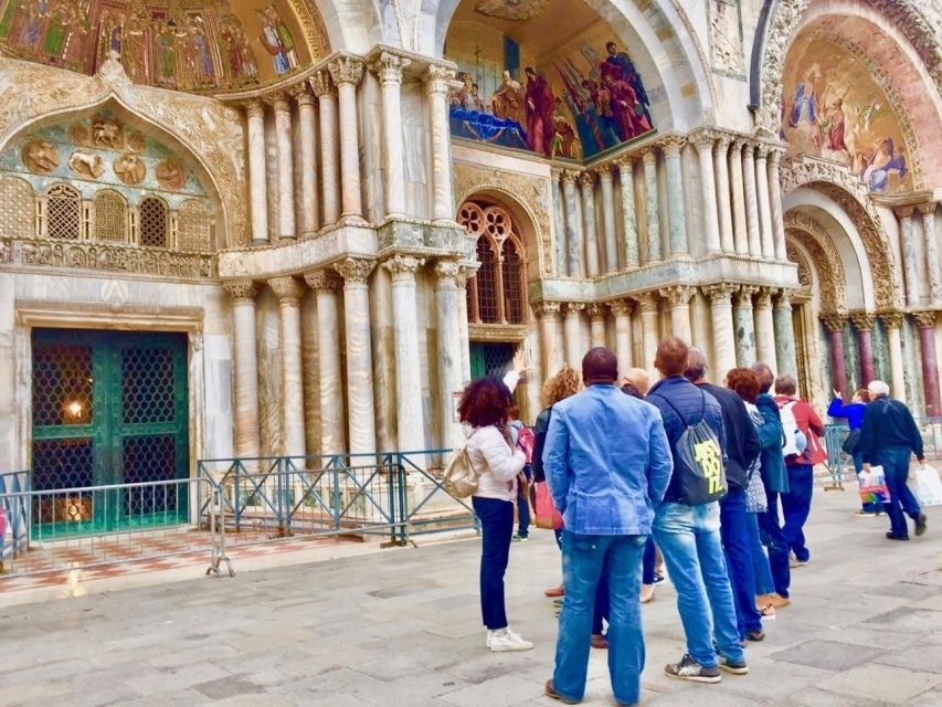 Venice: Saint Mark's Basilica Guided Tour - The guide experience: stories, headsets, and real names