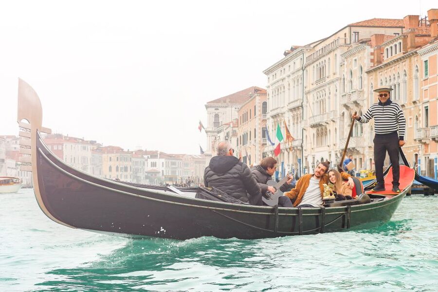 Venice: Shared Gondola Ride and Serenade - Key Things I’d Not Ignore