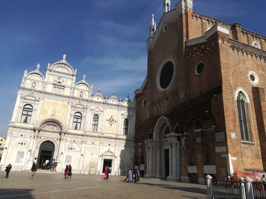 Venice: Sightseeing Tour with a Local expert - San Polo: historic trade vibes and the feeling of Venice moving