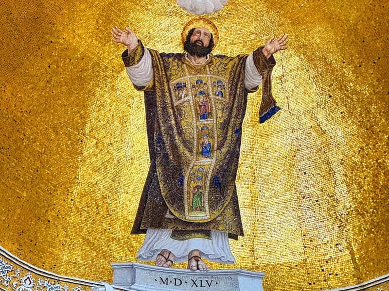 Venice: St. Mark's Basilica Guided Tour and Terrace Option - Saint Mark’s Treasury: the stop that makes the visit feel more complete