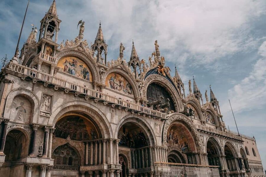 Venice: St Mark's Basilica Small-Group Tour with Terrace - Meeting point in Piazza San Marco, and how to not miss your group