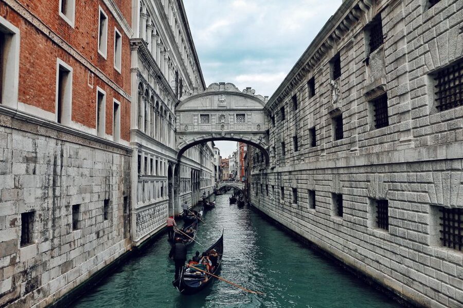 Venice: St. Mark's Basilica Tour with Doge's Palace Option - Inside St Mark’s Basilica: what the guide helps you actually see