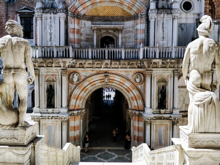 Venice: St. Mark's Basilica Tour with Doge's Palace Option - Murano glass factory demonstration: why this ending works