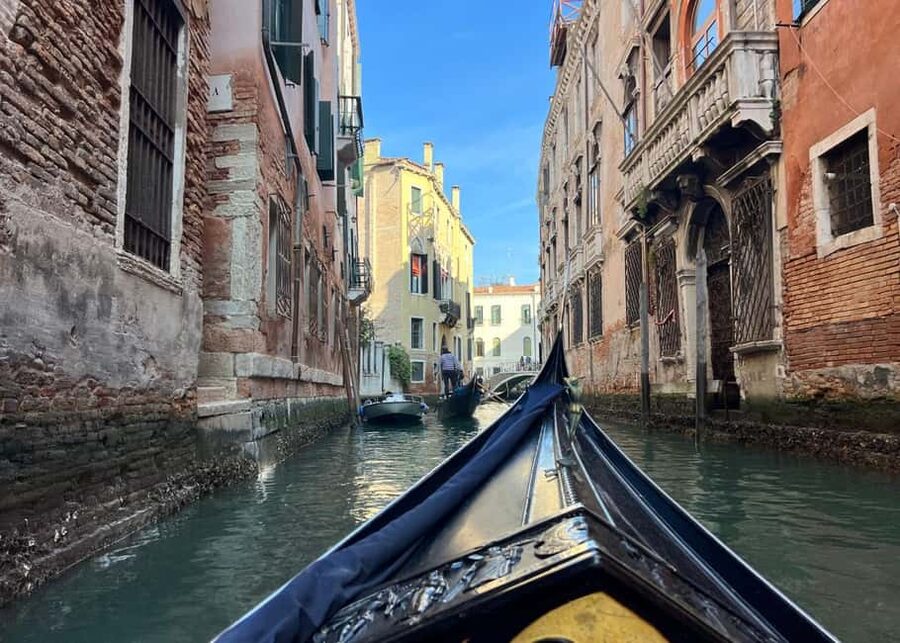 Venice: St. Mark’s Classic Walking Tour & Bell Tower Entry - Gondola Ride Add-On: The 30 Minutes You’ll Actually Use
