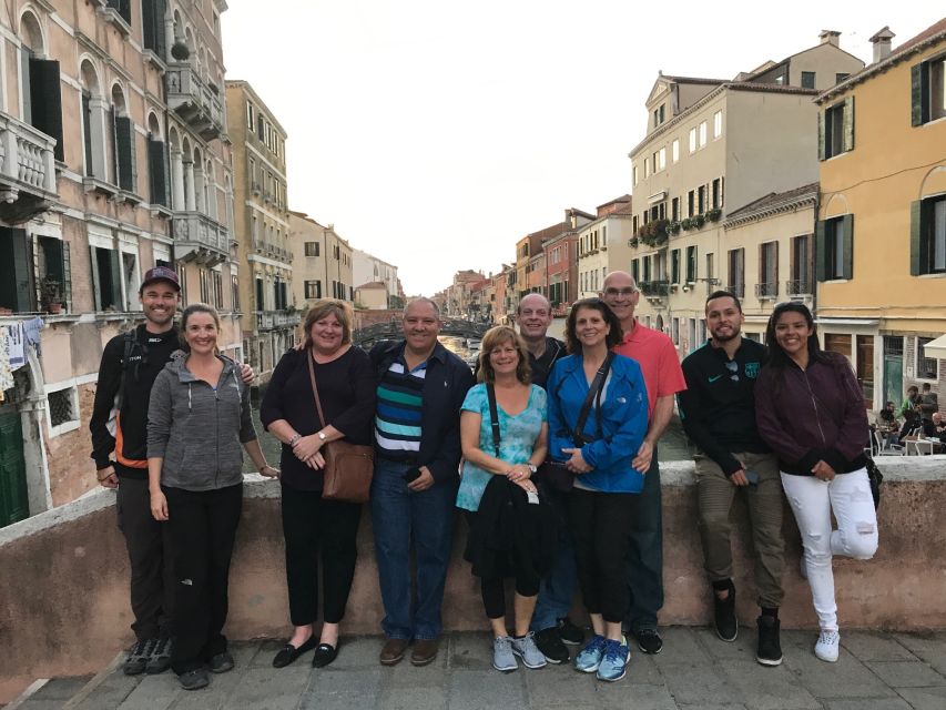 Venice: Street Food Tour with a Local Guide and Tastings - Entering Rialto Market: fish, produce, and what to watch for