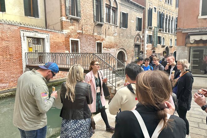 Venice Street Food Tour with Local Guide with Local Food Market Visit - Drinks at Your Own Pace: What You Pay For and Why That’s Fair