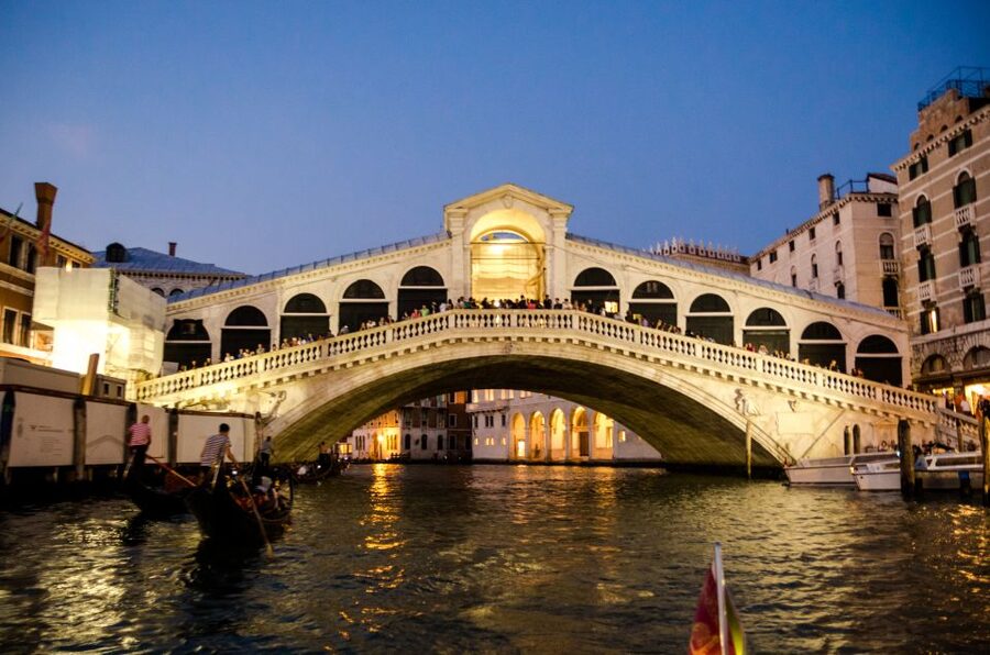 Venice: Sunset Cruise by Typical Venetian Boat - Meeting Up Near Ospedale, Then You Are Off