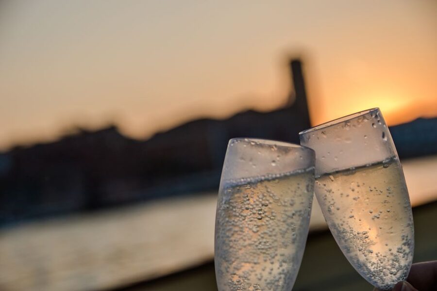 Venice: Sunset Cruise by Typical Venetian Boat - What to Bring and How to Dress for a Deck Cruise