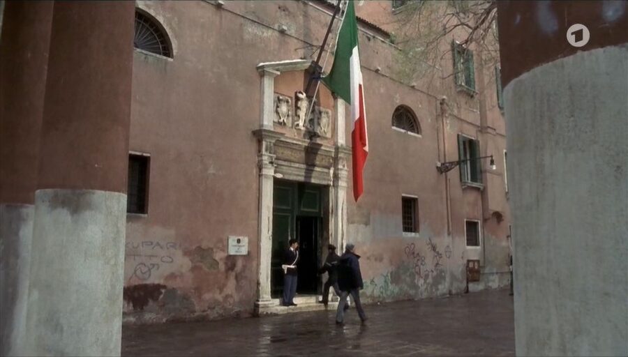 Venice: The Footsteps of Commissario Brunetti Walking Tour - Price and Value: What $157 Buys You Here