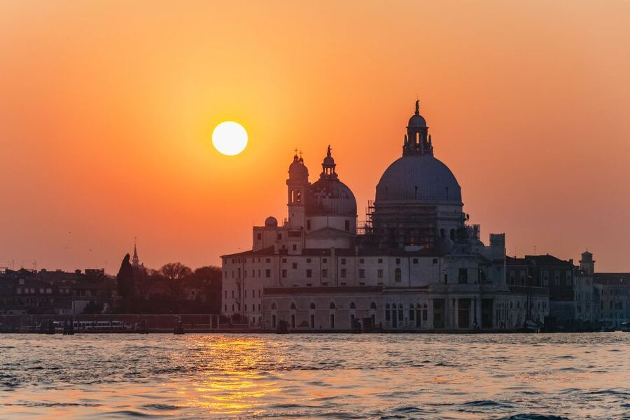 Venice: The Ghost & Legends Walking Tour - Castello’s Power Stories: Doges, Noble Families, Intrigue
