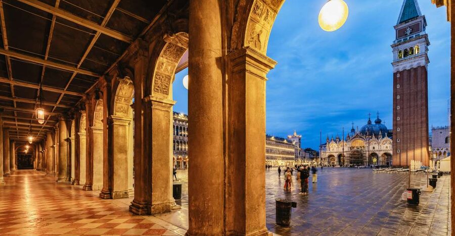 Venice: The Ghost & Legends Walking Tour - Castello and Cannaregio at Night, and Why It Works