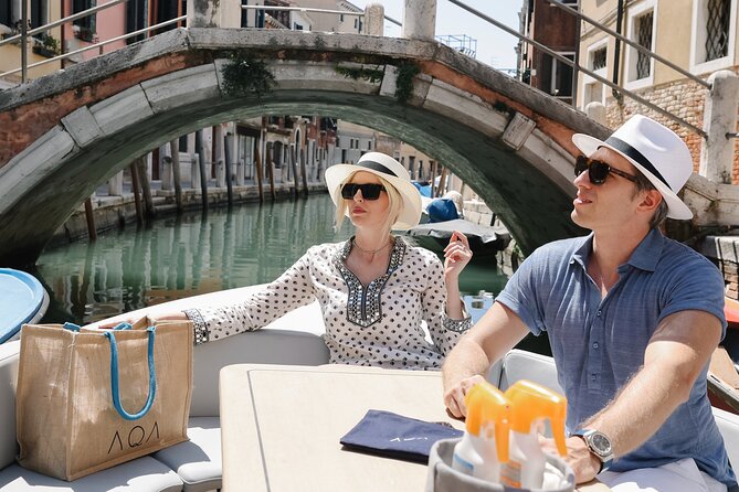 Venice: The Hidden Canals on an Electric Boat - A Quiet Electric Ride Through Venice’s Side Canals