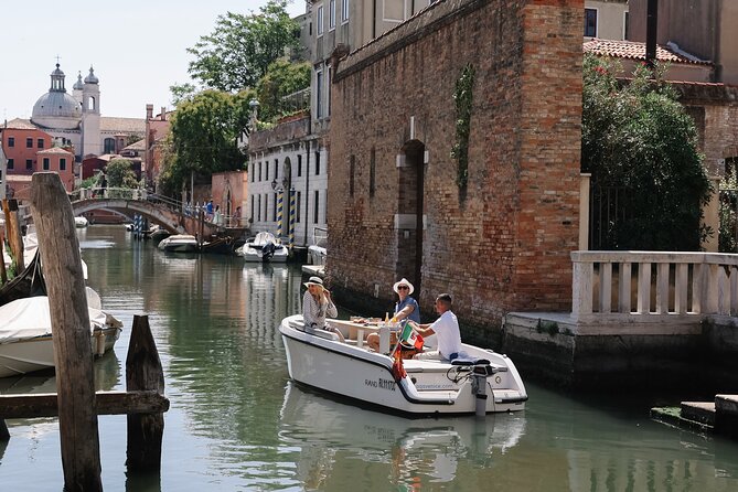 Venice: The Hidden Canals on an Electric Boat - Why This Often Beats a Gondola for Many First-Timers