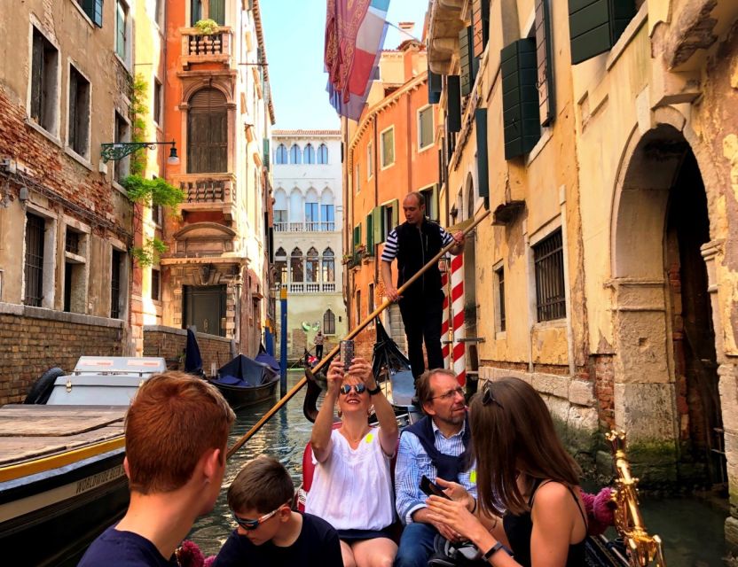 Venice Walking Tour and Gondola Ride Combo - Meeting up near the Correr Museum, and why location matters