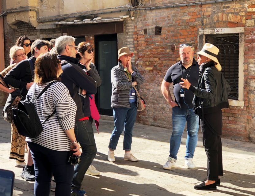 Venice Walking Tour and Gondola Ride Combo - Watch-outs: when this tour might not be the best fit